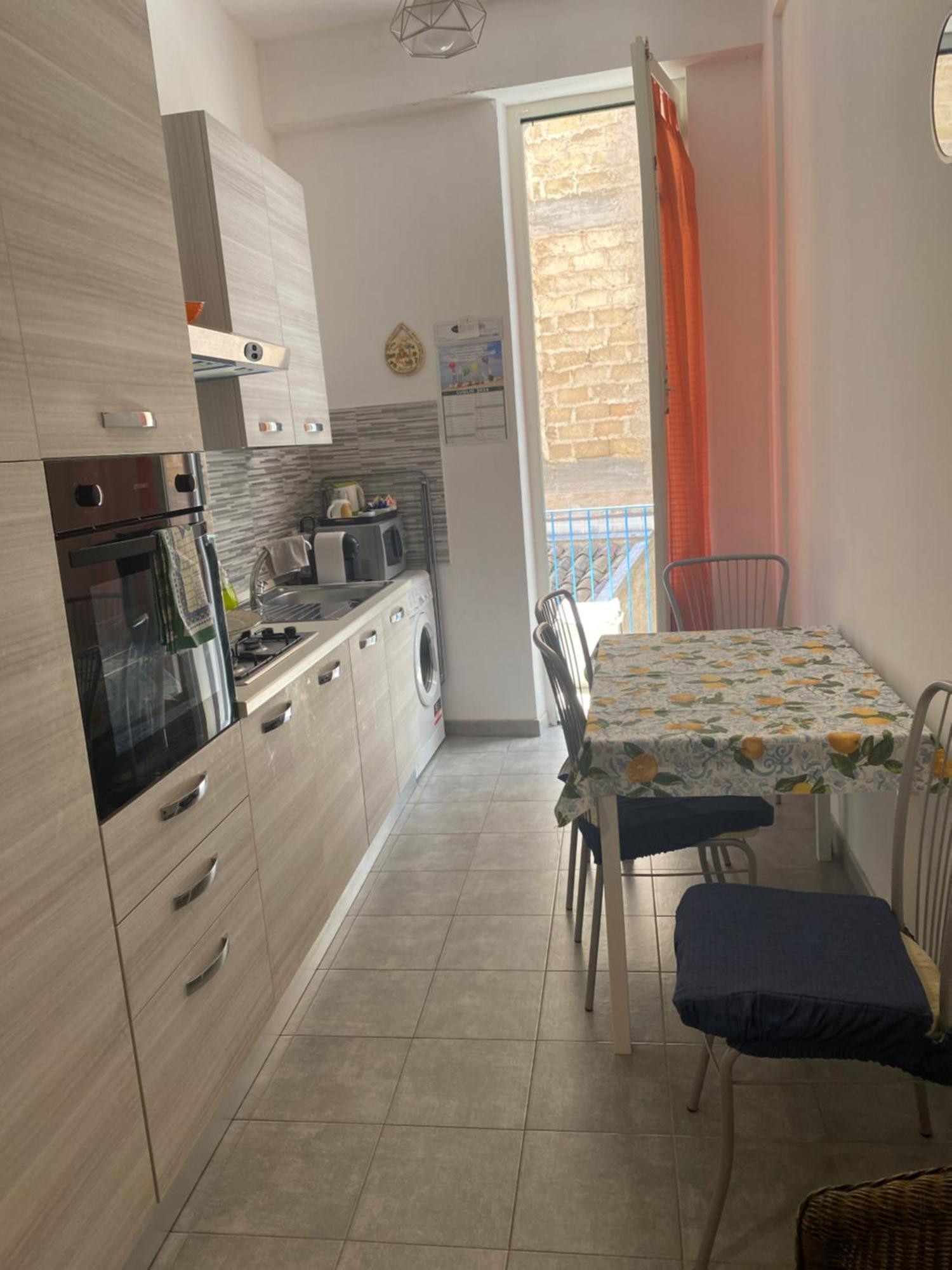 Serradifalco Cozy House Di Enza E Luigi باليرمو المظهر الخارجي الصورة